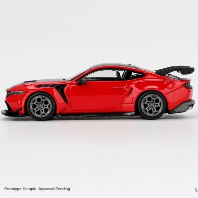 Miniatura de carro desportivo vermelho com detalhes a preto