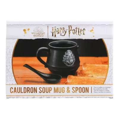 Conjunto caneca e colher Harry Potter formato caldeirão preta com brasão na embalagem