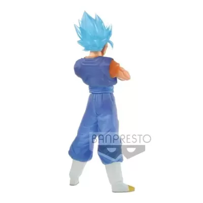 Figura de personagem masculino com cabelo azul e roupa azul, vista de costas