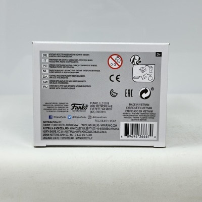 Caixa traseira de produto Funko com texto de segurança e código de barras.