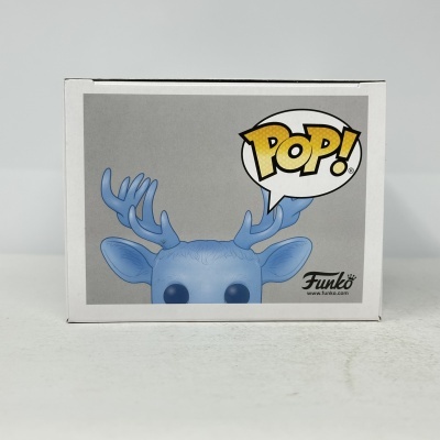 Embalagem de Funko Pop com cabeçalho azul de cervo e texto POP!
