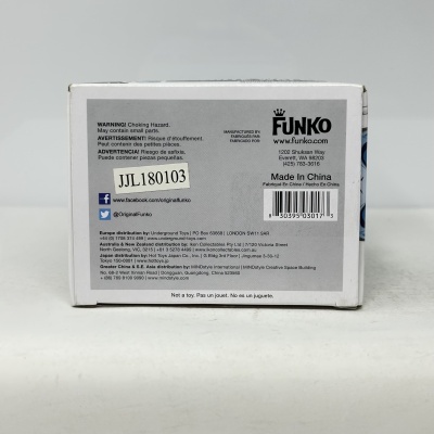 Caixa de produto Funko com aviso de risco de asfixia e código JJL180103