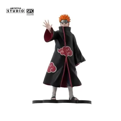 Figura de coleção Super Figure Collection da Abystyle Studio com personagem de cabelo laranja e manto preto