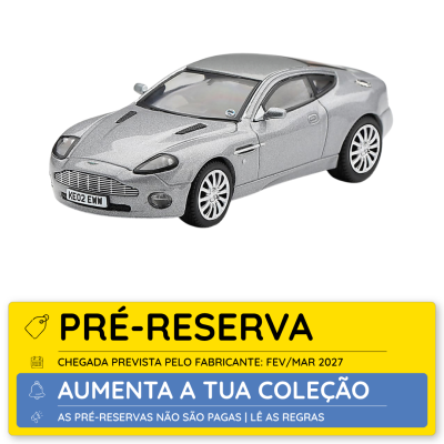 Miniatura de carro desportivo prateado com aviso de pré-reserva