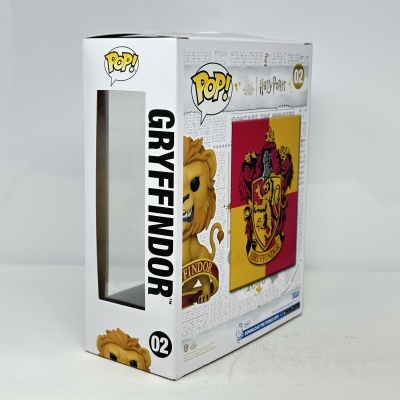 Embalagem branca de figura Pop! Harry Potter Gryffindor com emblema colorido
