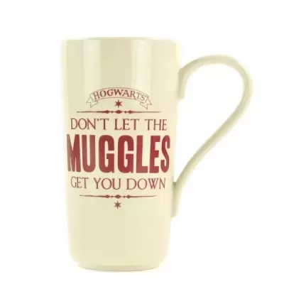 Caneca de cerâmica bege com texto vermelho de Harry Potter
