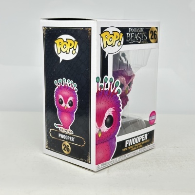 Embalagem de figura Funko Pop! Fwooper cor-de-rosa e roxo na caixa com janela de plástico