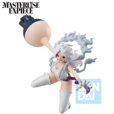 Figura de ação feminina com cabelo branco e roupa branca com detalhes lilás em pose dinâmica