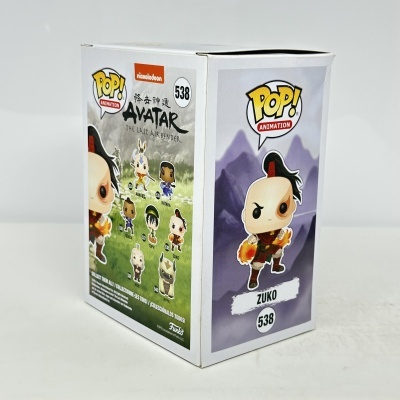 Caixa Funko Pop! Animation Zuko Avatar The Last Airbender 538 com ilustração colorida e fundo montanhas