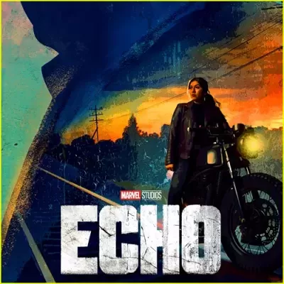 Cartaz do filme 'ECHO' com mulher numa mota ao pôr do sol