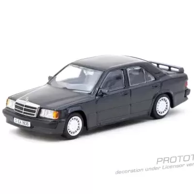 Miniatura de carro preto sobre fundo branco com texto PROTOTYPE
