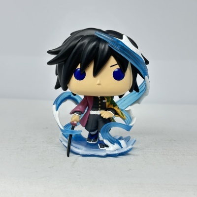 Figura Funko Pop de personagem com cabelo preto, olhos azuis e efeitos de água azuis