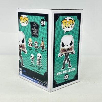 Caixa Funko Pop! Jack Skellington número 808 com fundo verde xadrez
