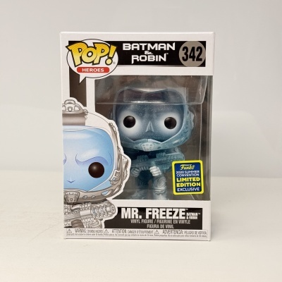 Figura Funko Pop Mr. Freeze de vinil na caixa original branca e transparente