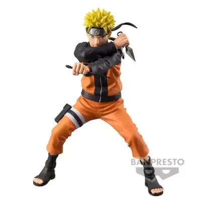 Figura de ação de personagem de anime com roupa laranja e preta e shurikens