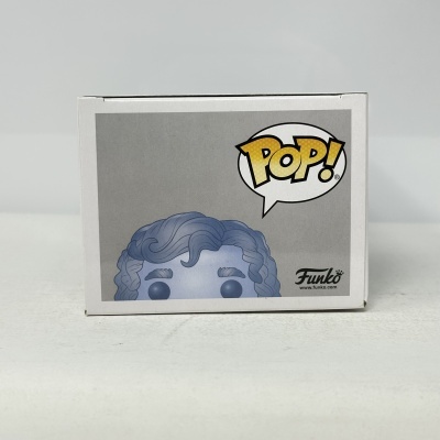 Caixa de Funko Pop com desenho de figura e texto POP e Funko.