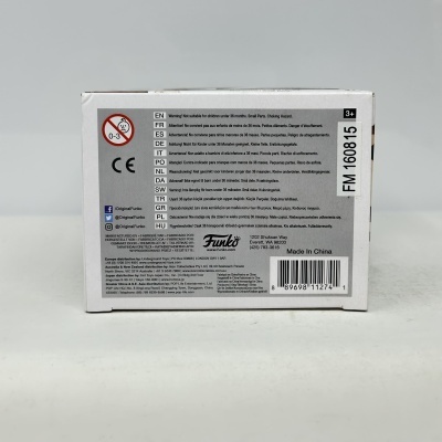 Parte traseira de embalagem branca com texto multilingue e código de barras