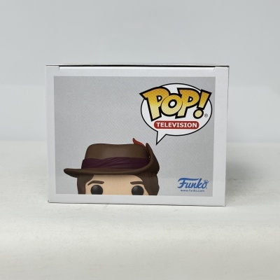 Parte da embalagem de uma figura Funko Pop! com cabeça da figura visível e texto POP! TELEVISION.