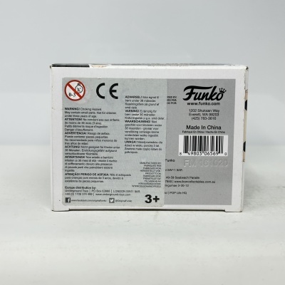 Caixa branca de produto Funko com texto de segurança e código de barras