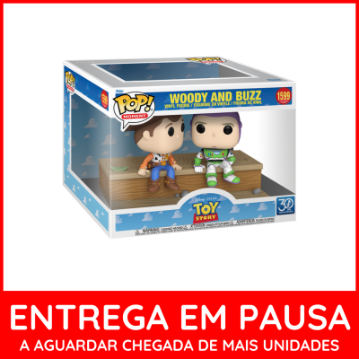 Figura POP! Moment Woody e Buzz Toy Story na caixa