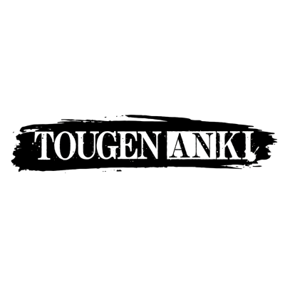 Logotipo TOUGEN ANKI em branco sobre fundo preto com pincelada
