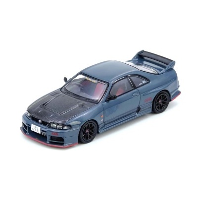 Modelo de carro desportivo azul com capô preto e spoiler