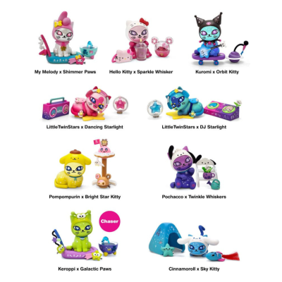 Conjuntos de brinquedos colecionáveis Sanrio coloridos com acessórios e nomes visíveis