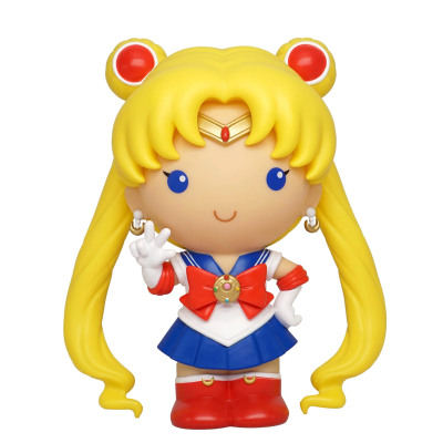 Figura colecionável de vinil da personagem Sailor Moon com cabelo amarelo, vestido azul e branco, laço vermelho e botas vermelhas