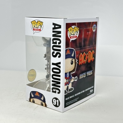 Figura Funko Pop! Rocks Angus Young AC/DC na caixa branca com janela transparente e texto número 91.
