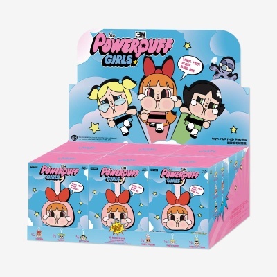 Caixa de venda Powerpuff Girls com brinquedos de pelúcia
