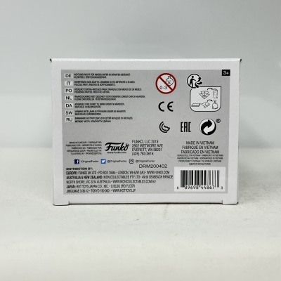 Caixa branca com texto e logótipos informativos da Funko