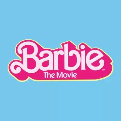 Logotipo rosa e branco de Barbie The Movie em fundo azul