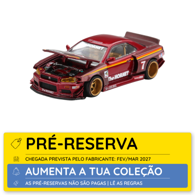 Miniatura de carro desportivo vermelho com jantes douradas e capô aberto