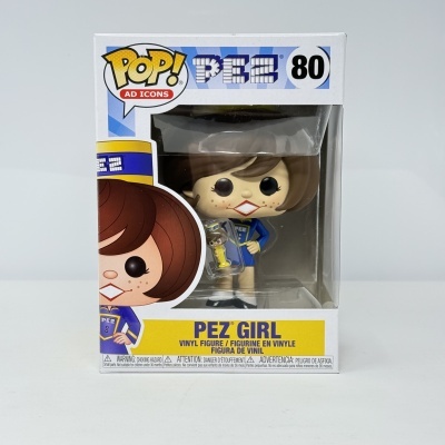 Figura Funko Pop PEZ Girl embalada na caixa