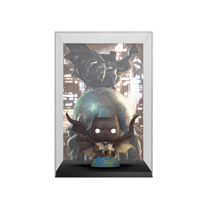 Estatueta colecionável do Batman em estilo Funko Pop com display de fundo urbano