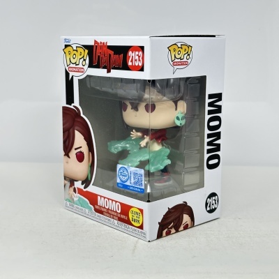 Figura Funko Pop Momo em caixa com janela e texto POP! ANIMATION 2153