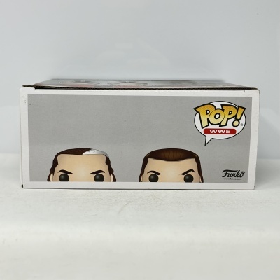 Caixa de coleccionáveis Pop! WWE com figuras estilizadas de lutadores