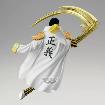 Figura colecionável de personagem com casaco branco e arma dourada, em fundo cinzento.