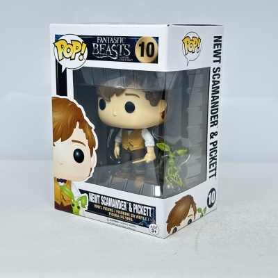Figura POP! Newt Scamander e Pickett na caixa