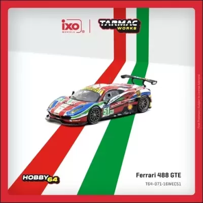 Miniatura Ferrari 488 GTE com cores da bandeira italiana e autocolantes sobre fundo branco com faixas vermelha e verde