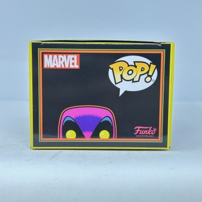 Caixa embalagem Funko Pop Marvel com ilustração colorida