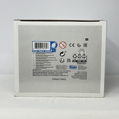 Embalagem branca com texto e símbolos de segurança