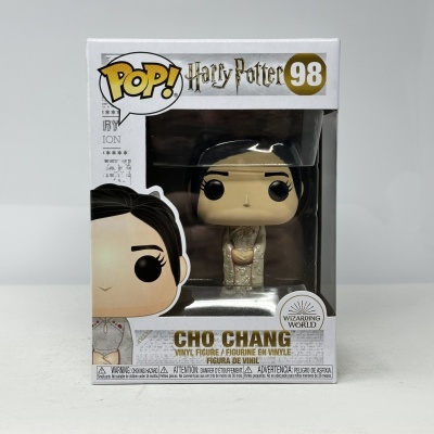 Figura de vinil Cho Chang de Harry Potter na embalagem POP!