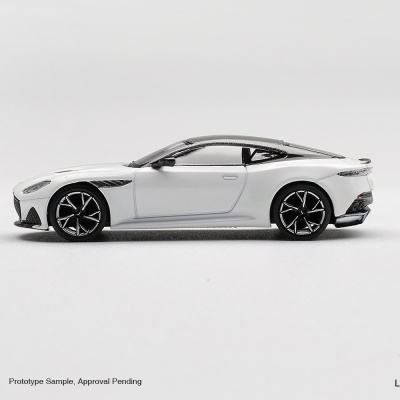 Miniatura de carro desportivo branco com detalhes em preto e jantes negras