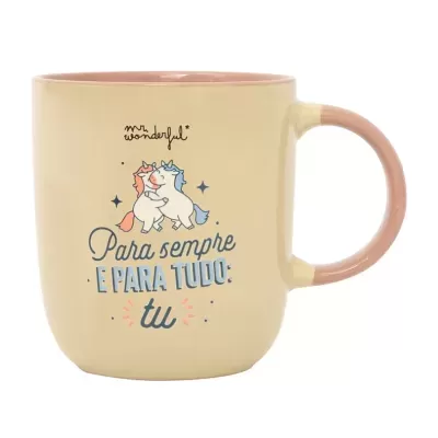 Caneca creme com interior e asa rosa, decorada com unicórnios e texto em português.