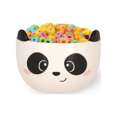Taça de cerâmica design panda cheia de cereais coloridos