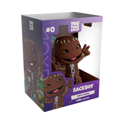 Figura Sackboy castanha em vinil com embalagem roxa transparente