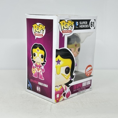 Figura Funko Pop! Star Sapphire Wonder Woman na sua caixa original.