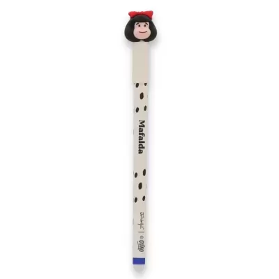 Caneta branca com manchas pretas, texto Mafalda e figura da personagem Mafalda no topo.