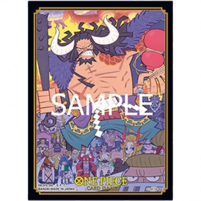 Cartão colecionável do anime One Piece com personagem de chifres e capa azul